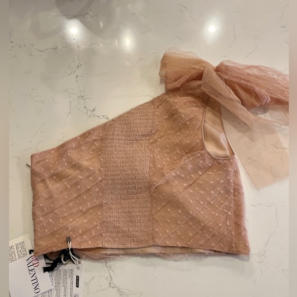 RED VALENTINO Cropped One Sleeve Tulle Swiss Dot Top. EU 44 or U.S. 8 NWT. $657! - Picture 2 of 10